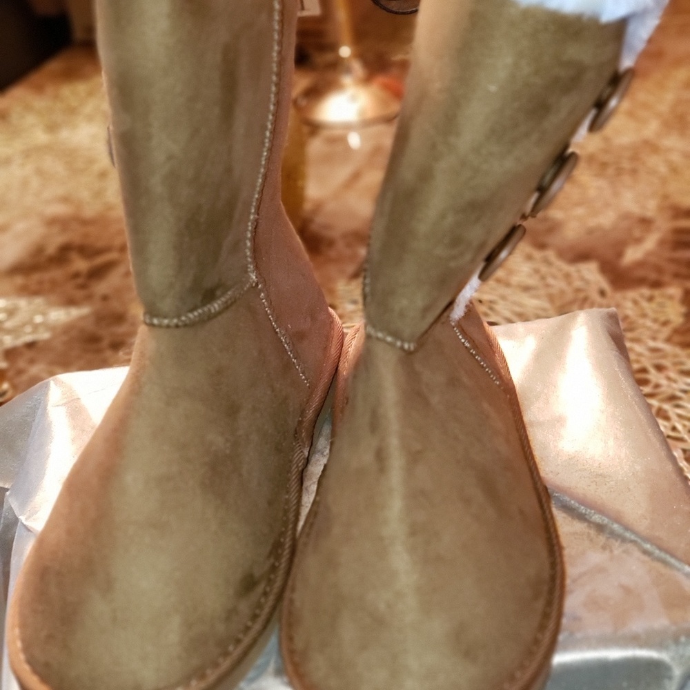 Women's boots